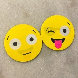 Post It Note pads New Smiley Face Expressions